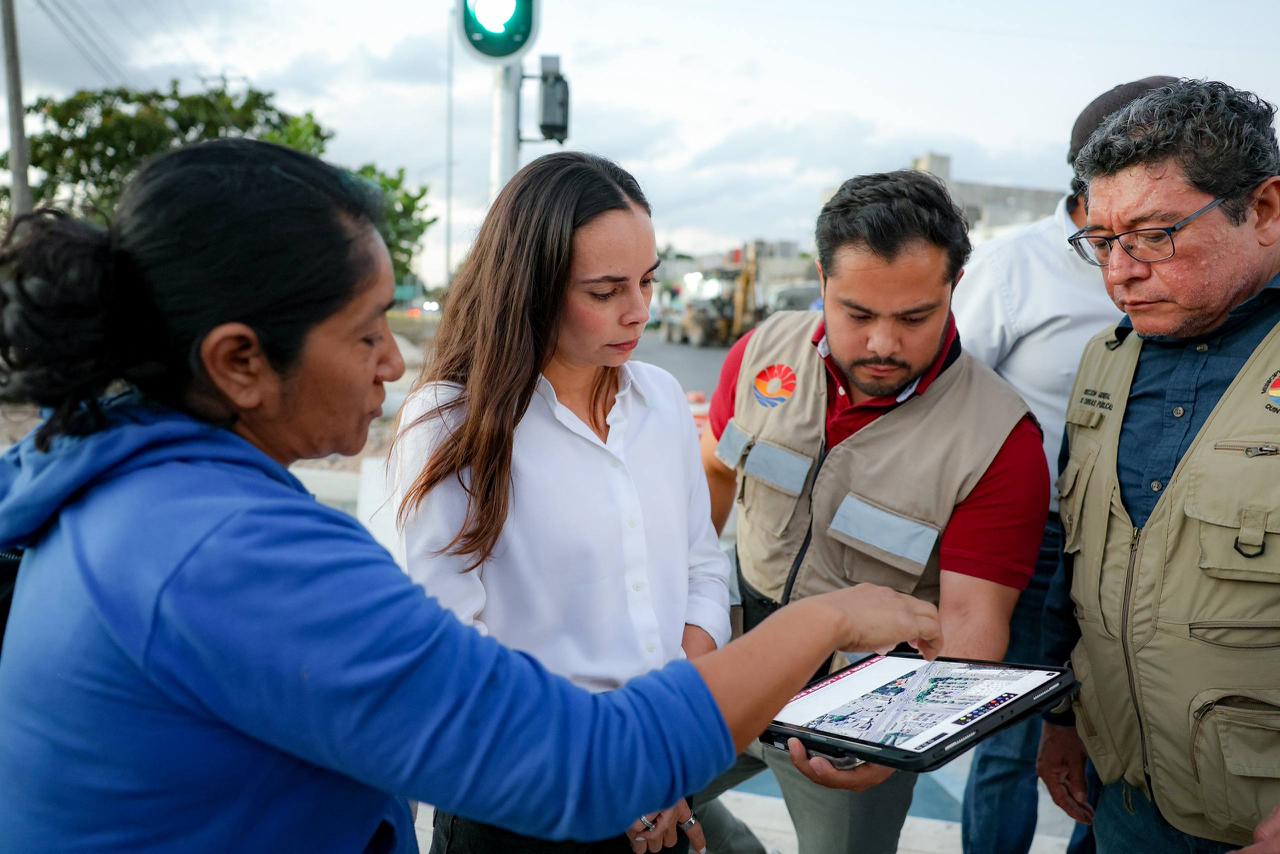 Ana Paty Peralta supervisa avance de Cruces Seguros