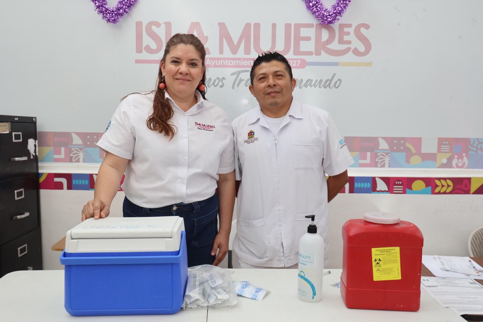 Atenea Gómez Ricalde llama a las familias isleñas a vacunarse contra el sarampión