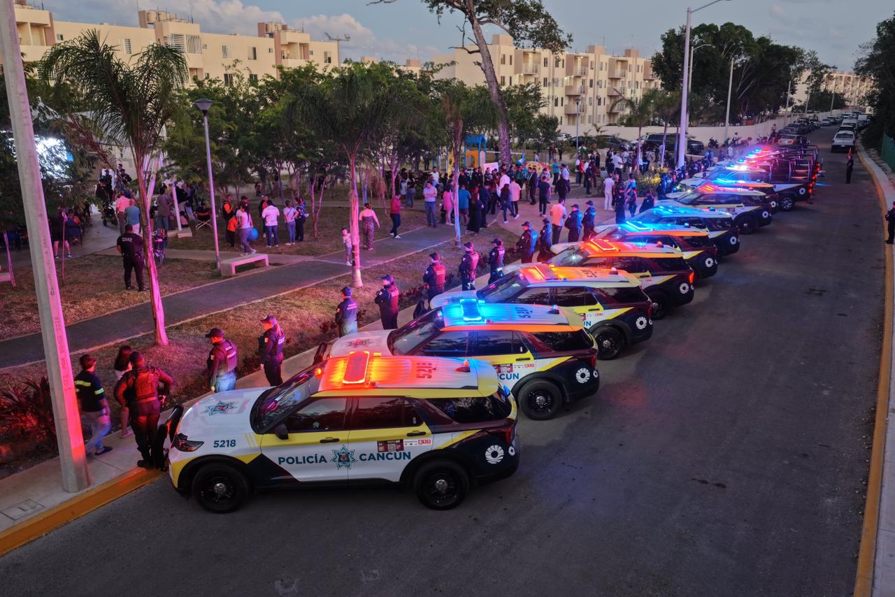 Con nuevas patrullas, policía cercana y ciudadanía participativa, construimos la paz en Cancún: Ana Paty Peralta. Asigna 12 unides para fortalecer la paz en el sector 4 y se conforman cinco nuevos Comités de Paz en la Supermanzana 249.