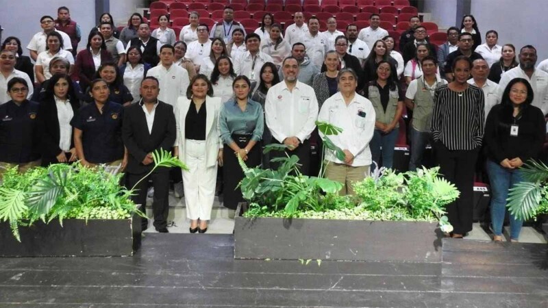 Presenta Ayuntamiento nuevas certificaciones para personal municipal