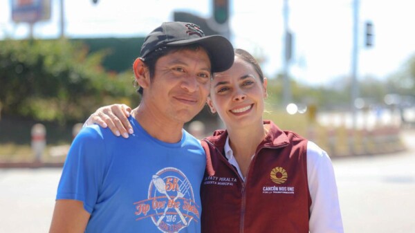 Supervisa Ana Paty Peralta cruces seguros en distintas zonas de Cancún