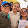 Entregan Mara Lezama y Ana Paty Peralta títulos de propiedad de viviendas del bienestar