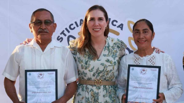 Atenea Gómez Ricalde toma protesta a nuevos Comités de Paz y Justicia en la Zona Continental