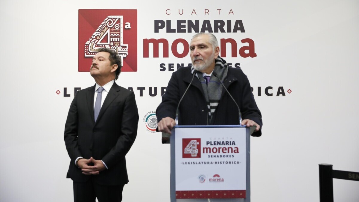 Renuncia Adán Augusto López a la coordinación del Grupo Parlamentario de Morena en el Senado