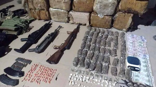 Marina asegura 240 kilos de droga y armas largas en Baja California Sur