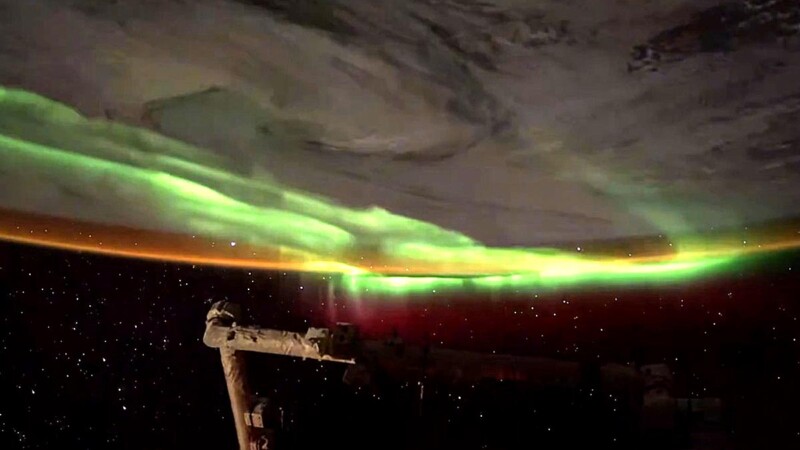 La EEI ofrece imágenes impresionantes de las auroras boreales desde el espacio