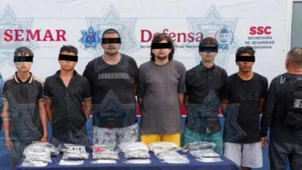Capturan a seis hombres con más de 300 dosis de drogas en la Zona Hotelera de Cancún