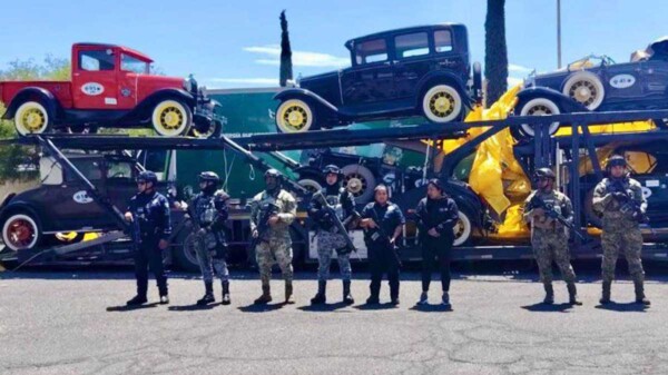 Roban nodriza con autos de colección en Puebla, pero son recuperados por las autoridades