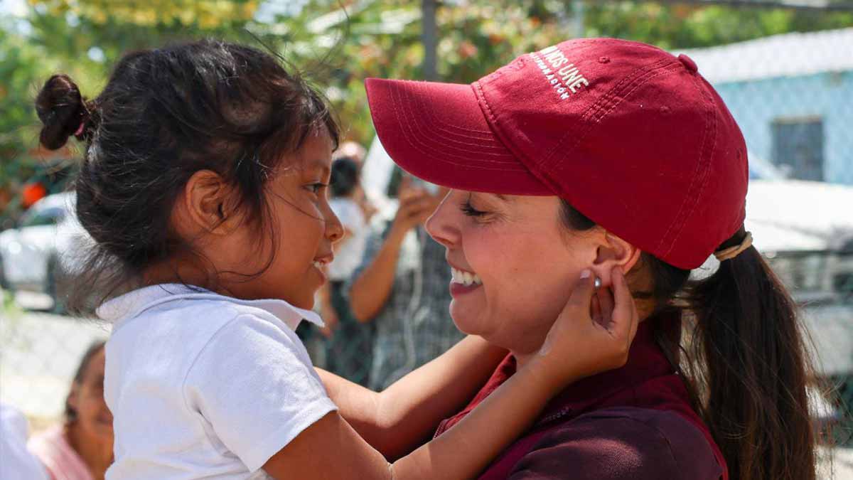 Crea Ana Paty Peralta espacios para convivencia y desarrollo de niñas y niñas