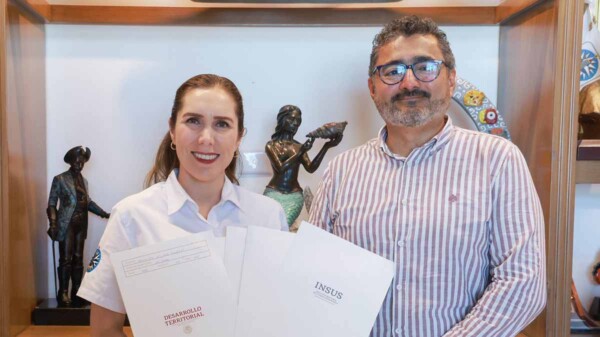 Atenea Gómez Ricalde logra certeza jurídica para espacios públicos de Zona Continental