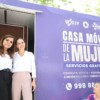 Lleva Ana Paty Peralta casa móvil de las mujeres a la colonia El Milagro