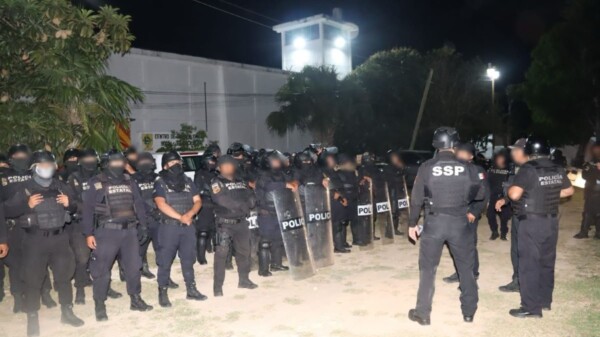 Decomisan objetos prohibidos durante una revisión preventiva en el Cereso de Tekax