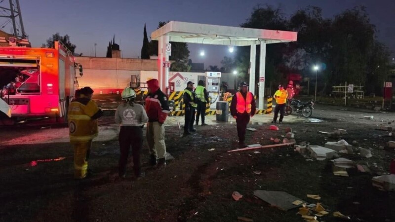 Explosión en gasera en el Estado de México deja un lesionado y daños en locales