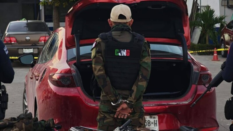 Atacan la Refinería Olmeca, disparan y huyen, cae uno