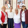 Ana Paty Peralta escucha y atiende a cancunenses en Día del Pueblo