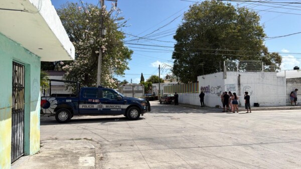 Sujeto pierde la vida por impactos de armas de fuego en un kínder de la Supermanzana 76 de Cancún