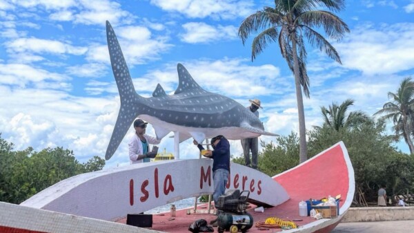 Atenea impulsa mantenimiento integral de espacios públicos en Isla Mujeres previo a las vacaciones de Semana Santa