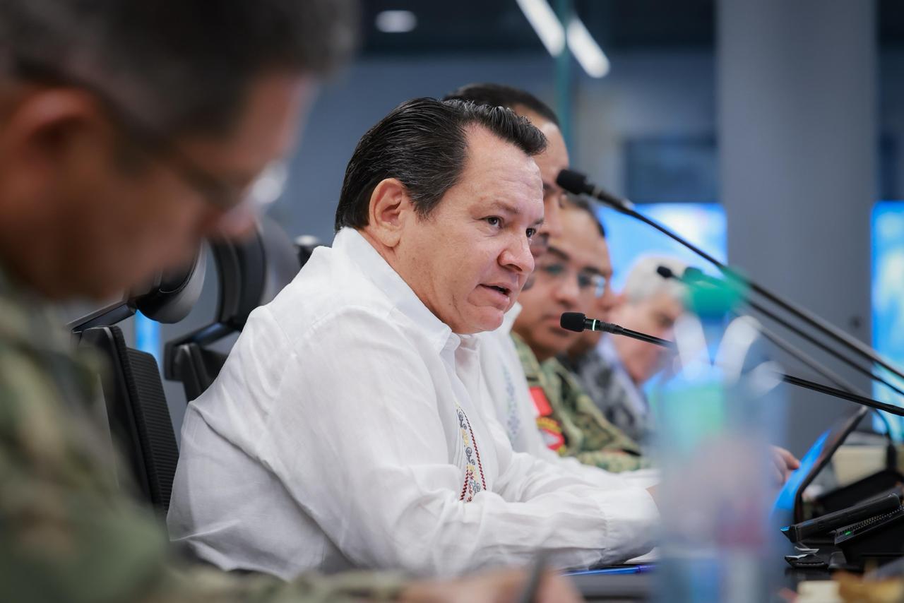 El gobernador Joaquín Díaz Mena encabezó la Mesa Estatal para la Construcción de Paz y Seguridad y llamó a redoblar esfuerzos de coordinación, prevención y vigilancia durante el periodo vacacional de Semana Santa.