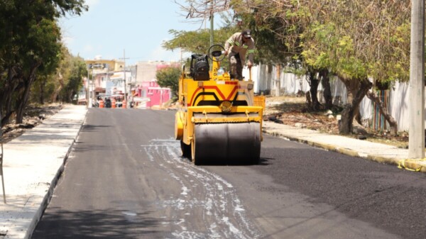 Atenea avanza en la modernización vial y proyecta consolidar el circuito poniente de Isla Mujeres