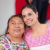 Reconoce Ana Paty Peralta labor de mujeres tianguistas en Cancún