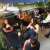 Cámaras captan asalto a clientes en restaurante de zona exclusiva de la CDMX