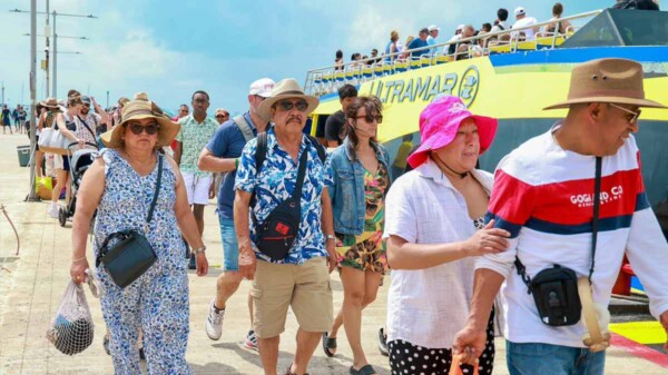 Isla Mujeres cierra con gran afluencia turística el puente vacacional