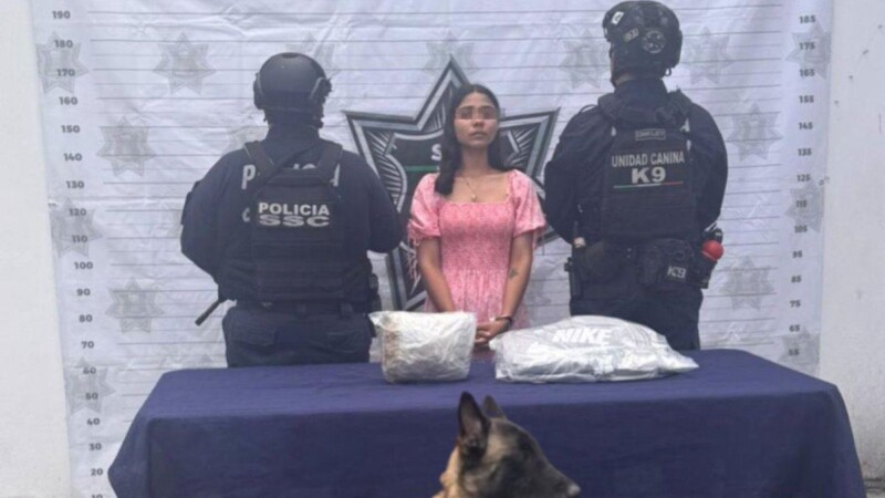 Detienen a mujer con droga en terminal de autobuses de Playa del Carmen