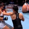 La mexicana Alexa Grasso somete con brutalidad y deja inconsciente a Maycee Barber en la UFC