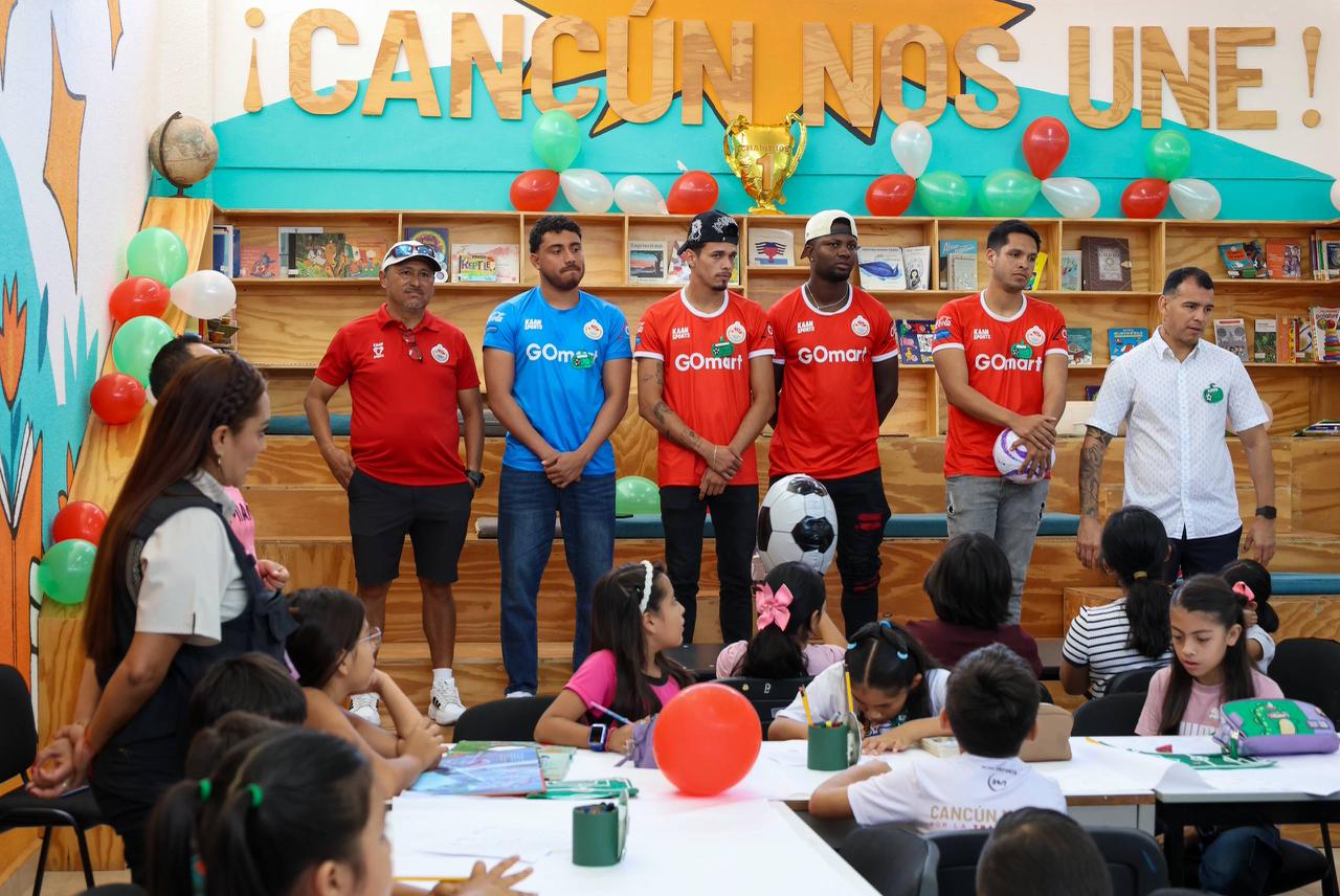 BENEFICIA ANA PATY PERALTA A NIÑOS Y ADOLESCENTES CON CURSO DE PRIMAVERA EN BIBLIOTECAS