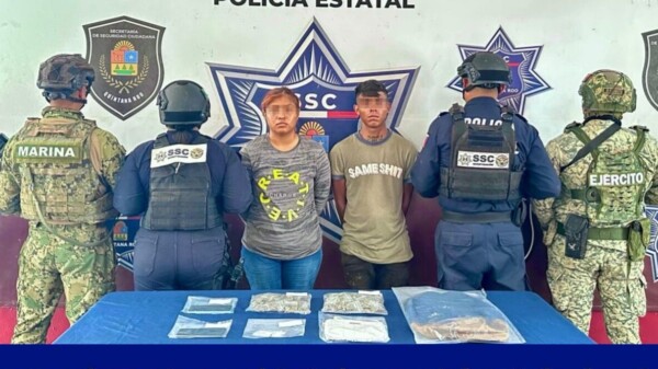 Capturan a pareja narcomenudista en la carretera Puerto Morelos-Cancún