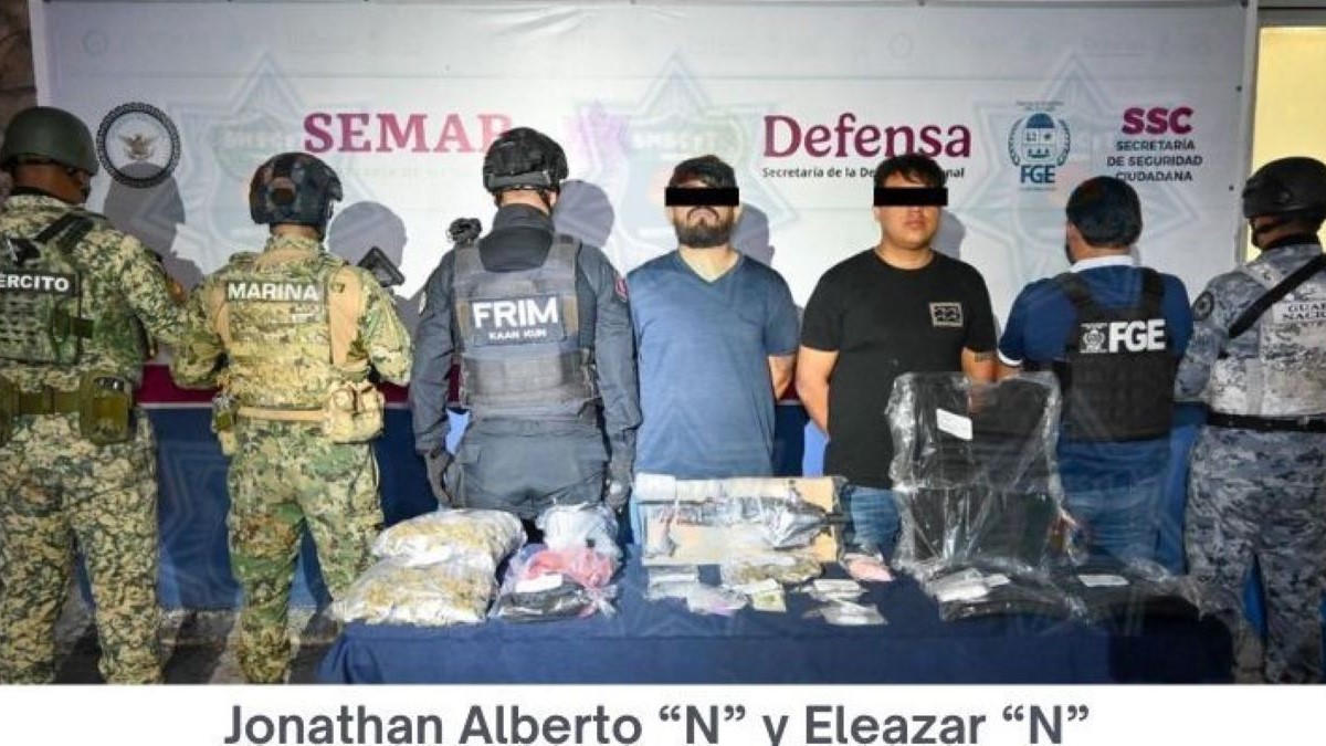 Aseguran enervantes y chaleco balístico a dos sujetos en la Supermanzana 518