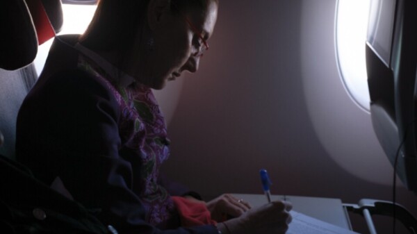 Publica Sheinbaum imagen de su viaje a Barcelona