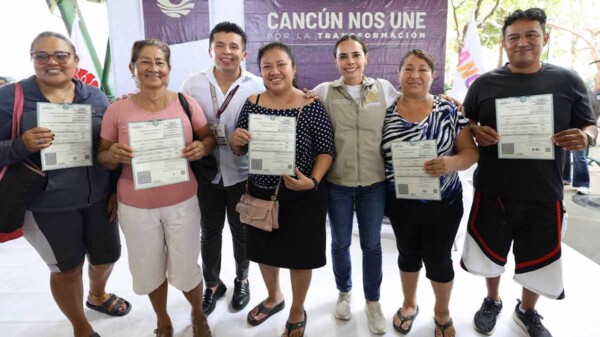 Lleva Ana Paty Peralta dia del pueblo a la SM 260