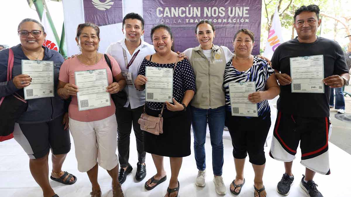 Lleva Ana Paty Peralta dia del pueblo a la SM 260