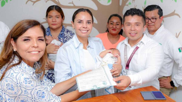 Protegen Ana Paty Peralta y Verónica Lezama derecho a la identidad en Cancún