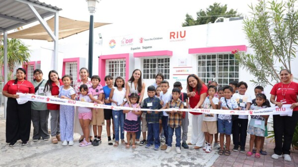 Vamos a hacer de Cancún una mejor ciudad para nuestras niñas y niños: Ana Paty Peralta