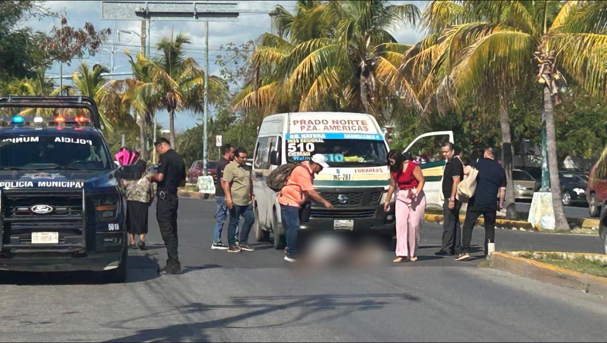 Atropellan a una fiscal frente a las oficinas de la FGE de la avenida Xcaret en Cancún