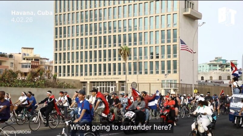 Miles de cubanos protestan contra el bloqueo de EU