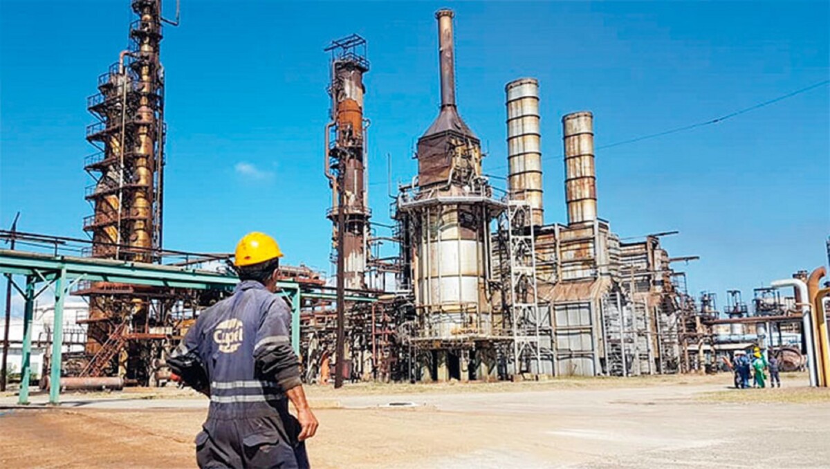 Ante bloqueo de EU, logra Cuba refinar su crudo por primera vez