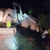 Vuelca tráiler con material explosivo en la autopista Mérida-Cancún