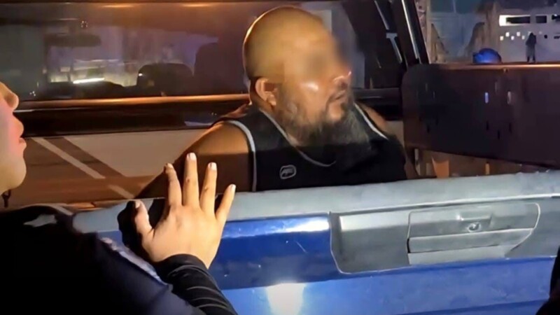 Presión de vecinos de Galaxias Guadalupana obliga a presunto abusador a entregarse a la Policía