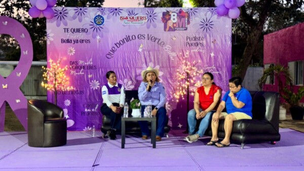 Concluyen con éxito actividades del Mes de la Mujer en Zona Continental