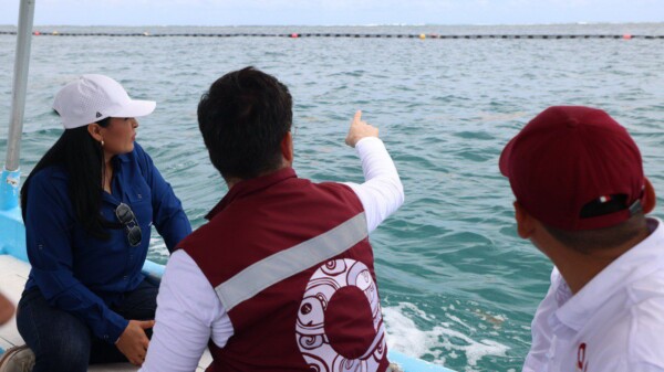 Refuerza Blanca Merari limpieza de playas de Puerto Morelos ante alta ocupación turística en Semana Santa