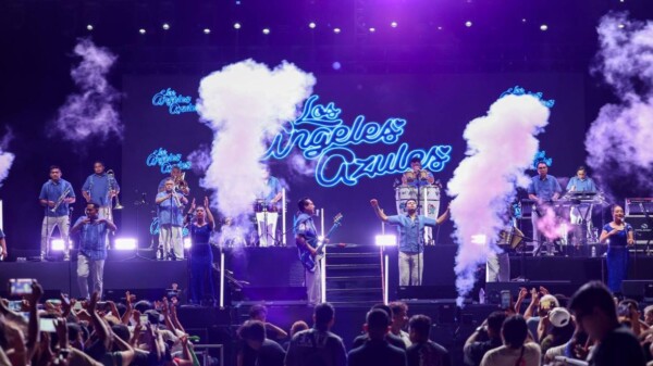 Más de 31 mil cancunenses celebran con ’Los Ángeles Azules’