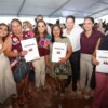 Cumplen Ana Paty Peralta y Mara Lezama a 503 familias con certeza jurídica