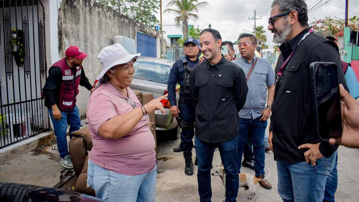Recuperan espacios públicos en la SM 95, retiran vehículos abandonados y objetos en desuso