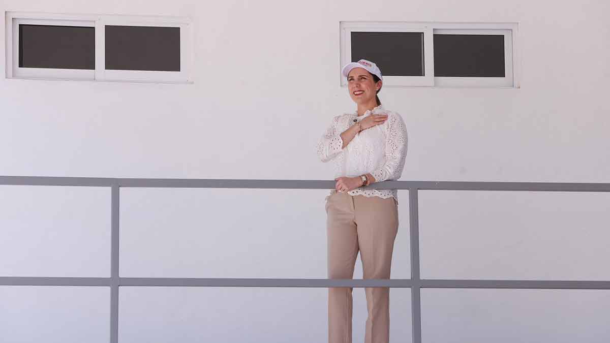 Atenea recorre la nueva Estación de Protección Civil y Bomberos en Costa Mujeres