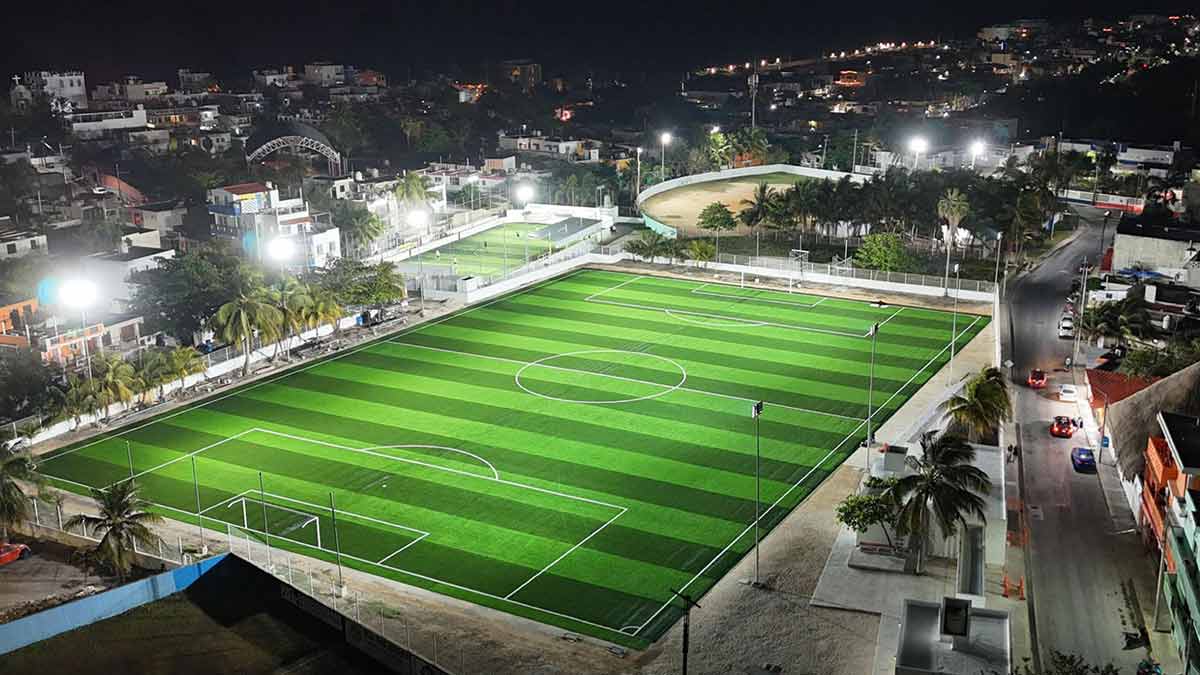 Todo listo para la inauguración de la cancha de fútbol soccer de Isla Mujeres