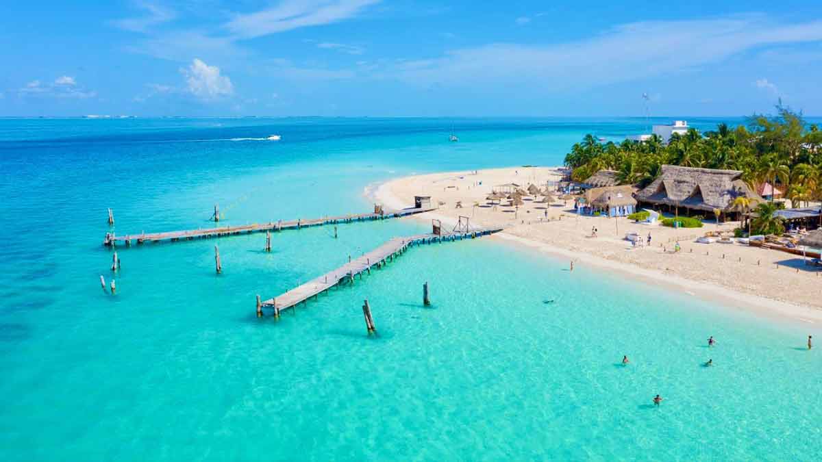 Isla Mujeres avanza para refrendar la certificación Blue Flag en Playa Norte y Playa Centro