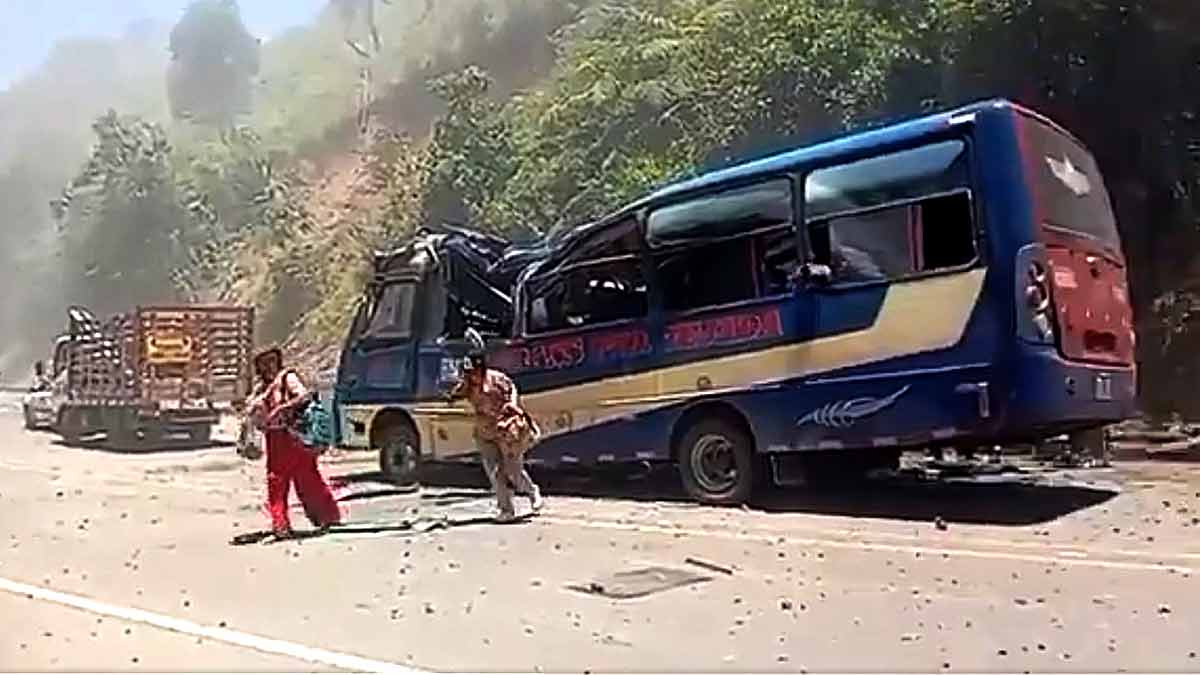 Mortal atentado con cilindro bomba que dejó 7 muertos sacude a Colombia